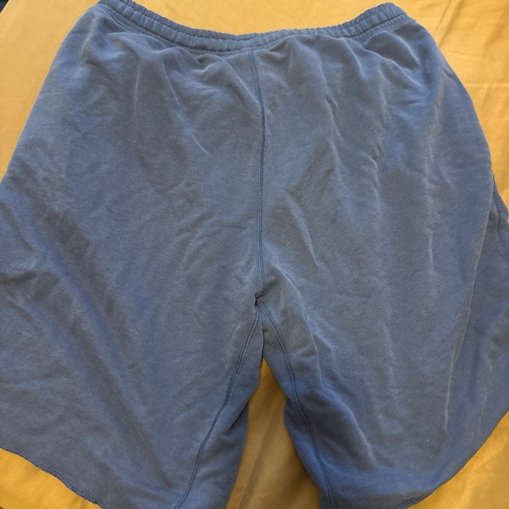 Puma Men's Athletic Shorts in Blue - Picture 3 of 4